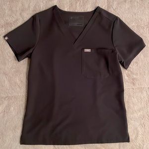 Catarina figs top charcoal NWOT small